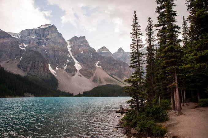 Canada Tightens Study Permit Caps for 2027 Intake